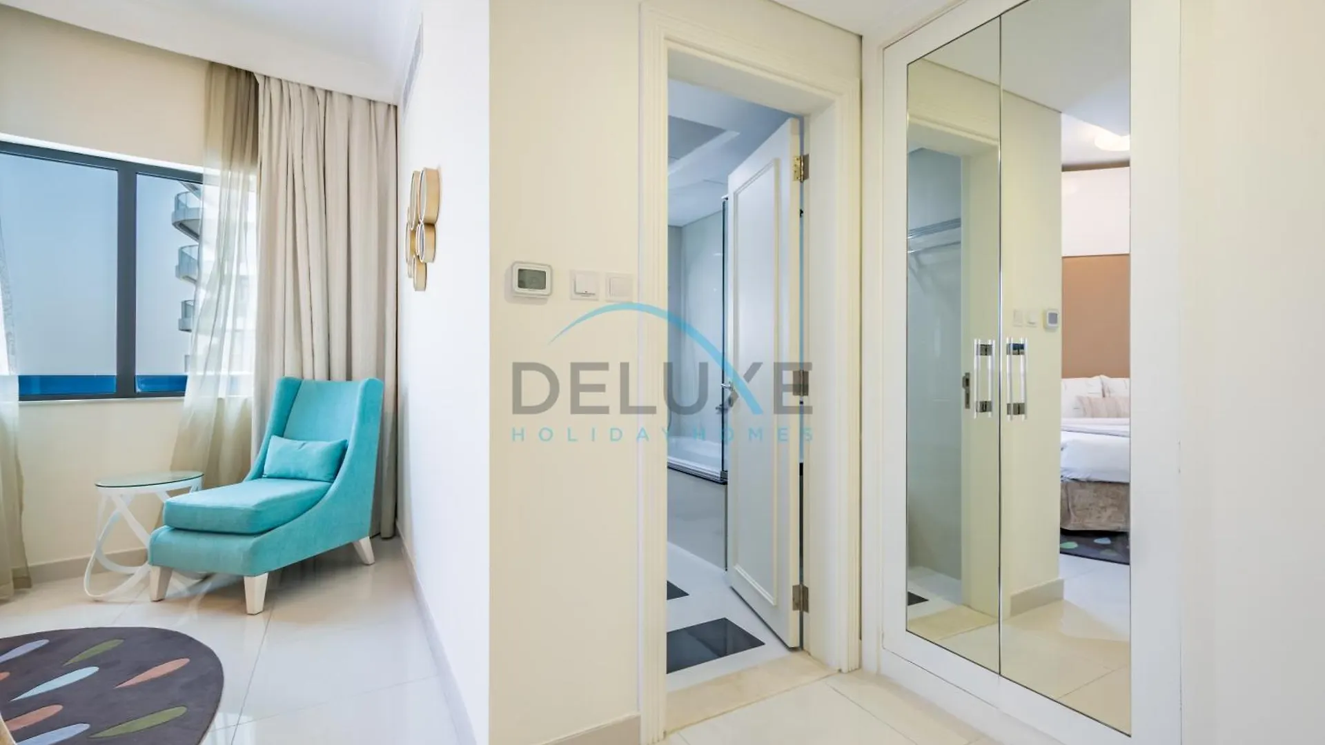 Lovely 2Br At The Signature, Downtown Dubai By Deluxe Holiday Homes Apartment