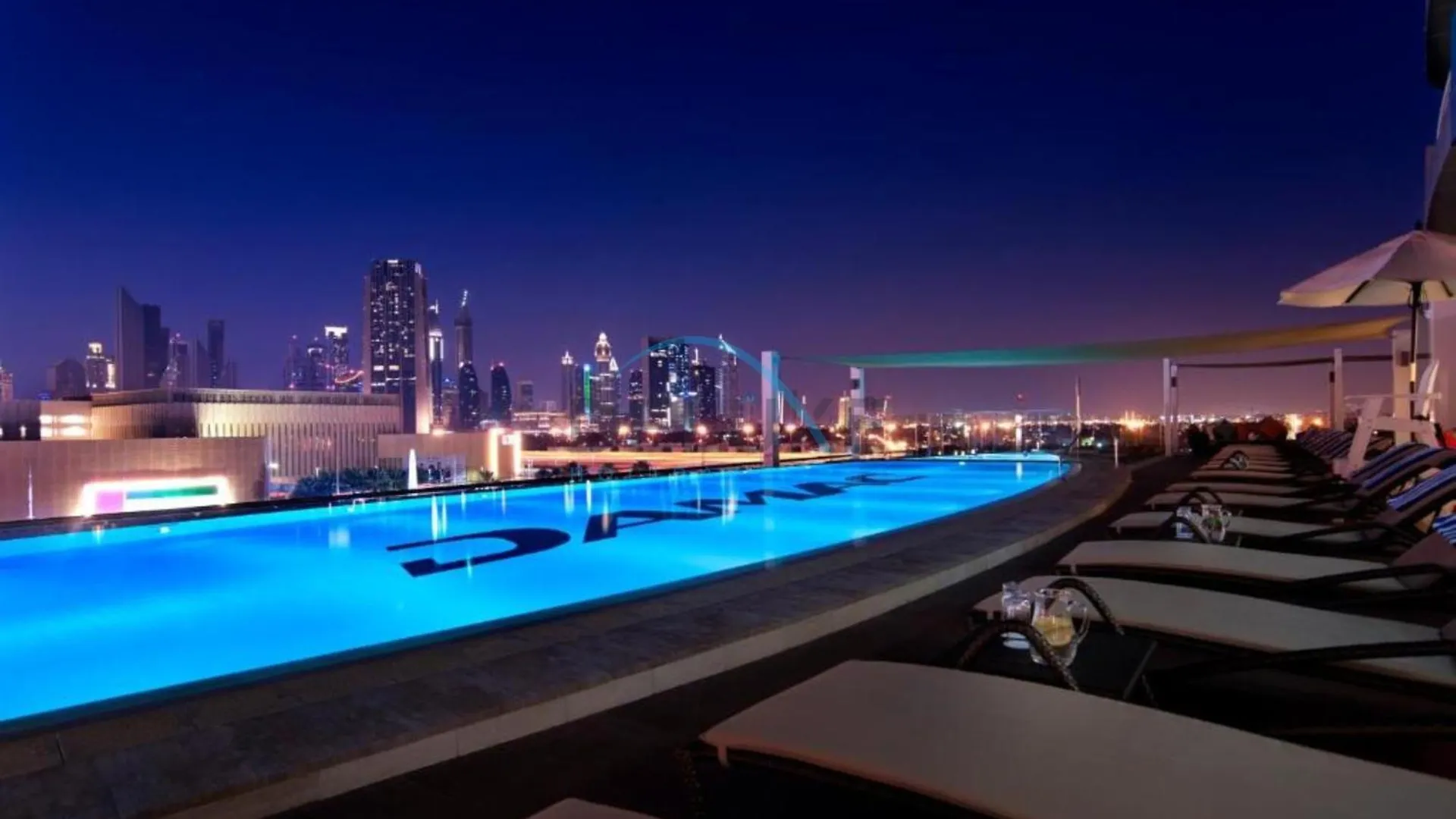 Lovely 2Br At The Signature, Downtown Dubai By Deluxe Holiday Homes